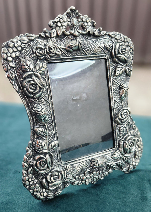 OXIDISED PHOTO FRAME